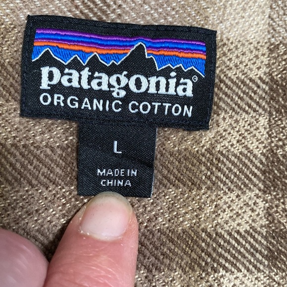 Patagonia Brown and Tan Checkered Shirt Men’s Large - Picture 4 of 6